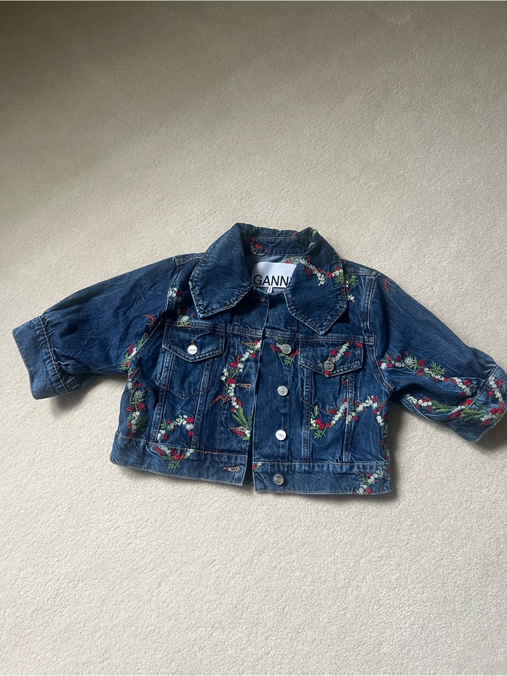 🌸 GANNI Floral Embroidered Denim Jacket 🌸